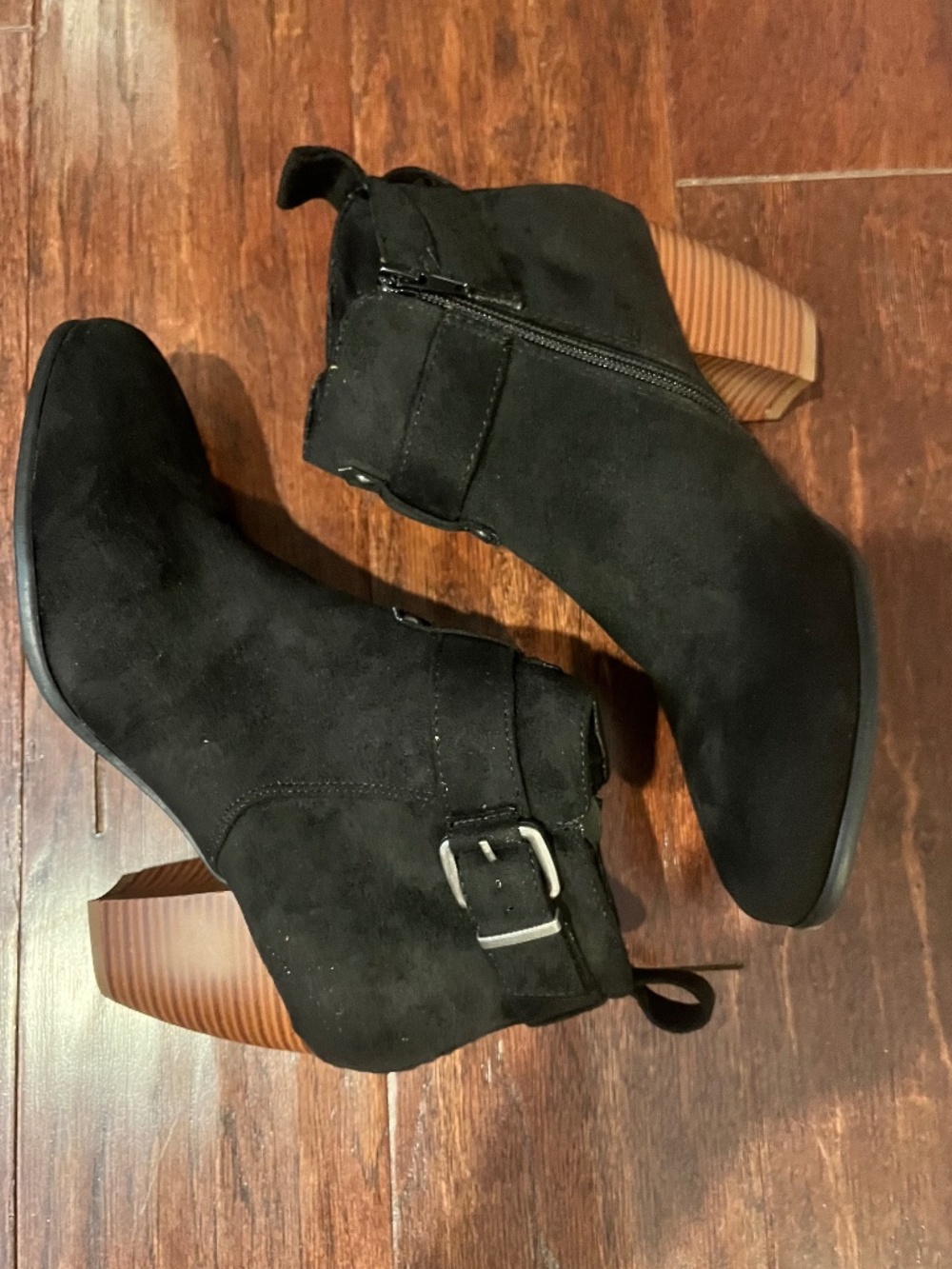 Black Heeled Buckle Boots sz 8.5